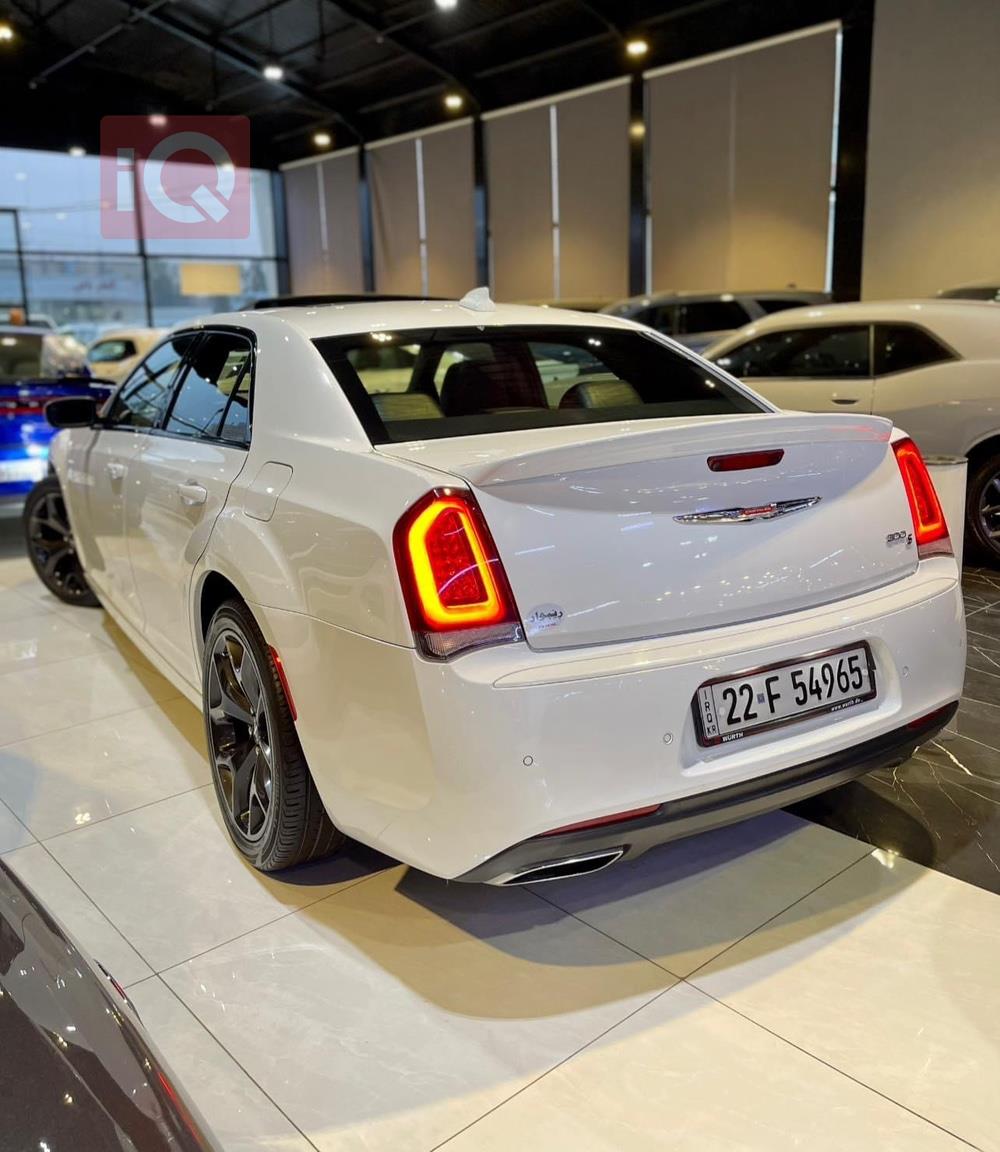 Chrysler 300